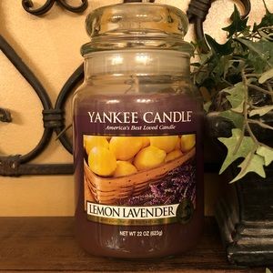 YANKEE CANDLE Lemon Lavender 🍋 Large 22 oz.